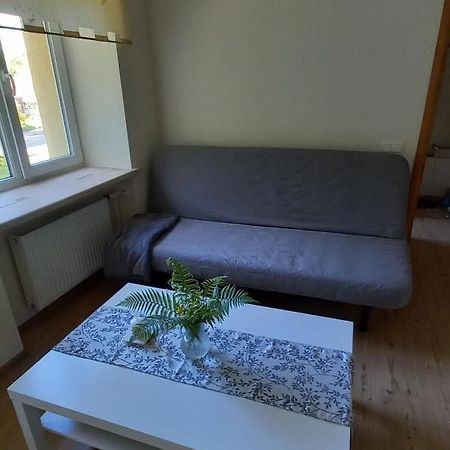 Ozolu Gatve 2- No Cesim 7 Km Apartment Jānamuiža Bagian luar foto