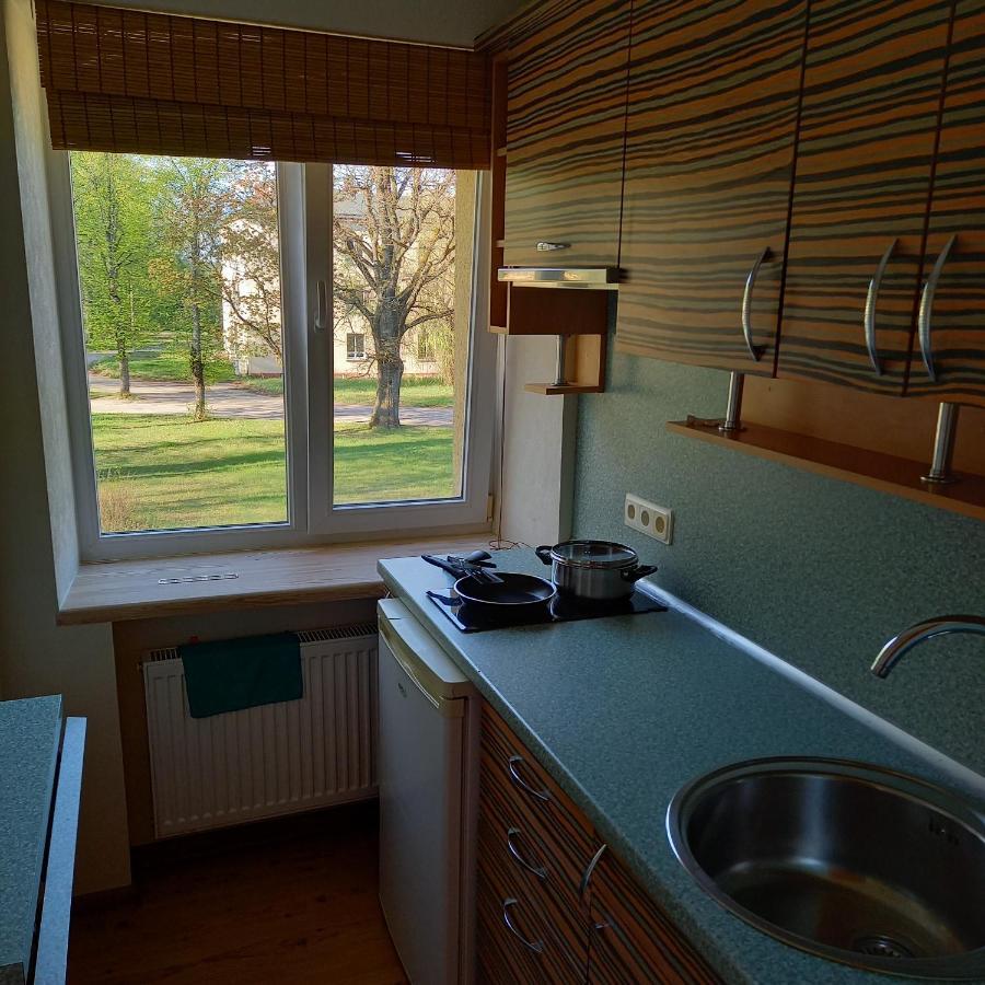 Ozolu Gatve 2- No Cesim 7 Km Apartment Jānamuiža Bagian luar foto