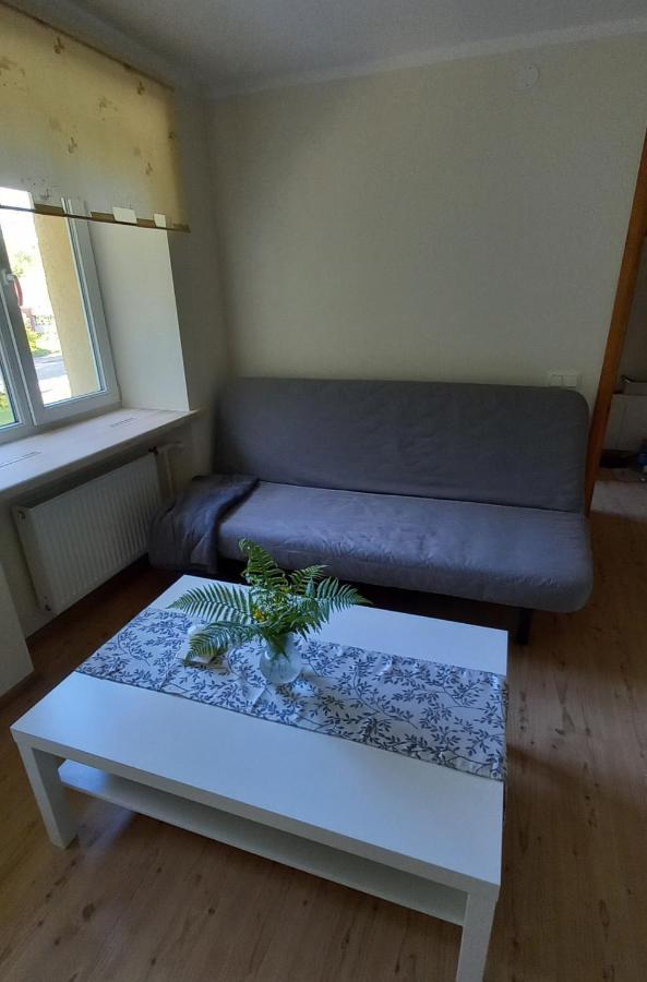 Ozolu Gatve 2- No Cesim 7 Km Apartment Jānamuiža Bagian luar foto